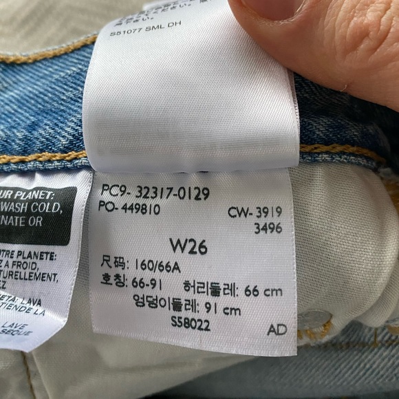 Levi’s shorts - Picture 4 of 4